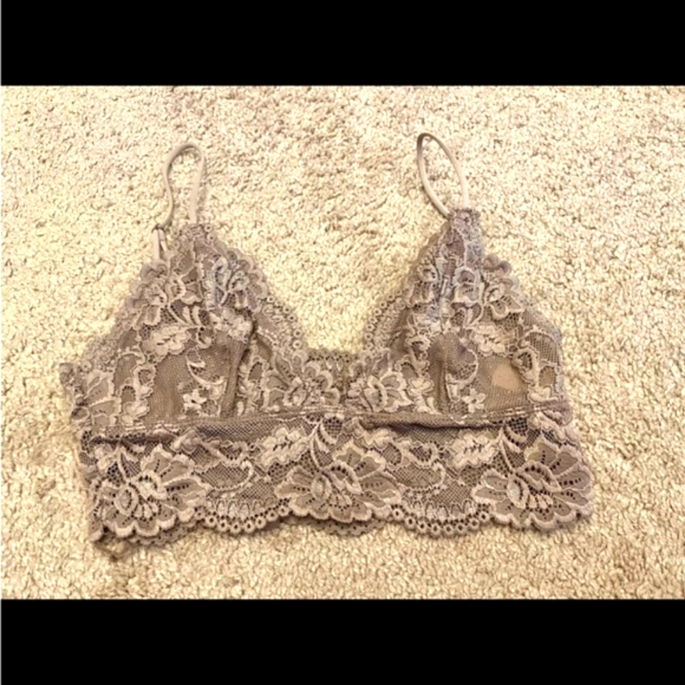 Me to We Pacsun Lace Bralette